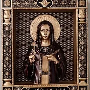 Икона резная Святая Татьяна — фотография 10