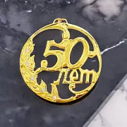 На память: Юбилейная медаль «50 лет» с фианитом — фотография 1