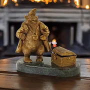 Фигурка «Медведь с сундуком» из бронзы и камня — фотография 1