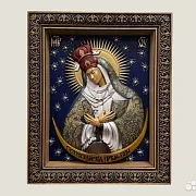 Остробрамская икона Божией Матери резная из дерева — фотография 1